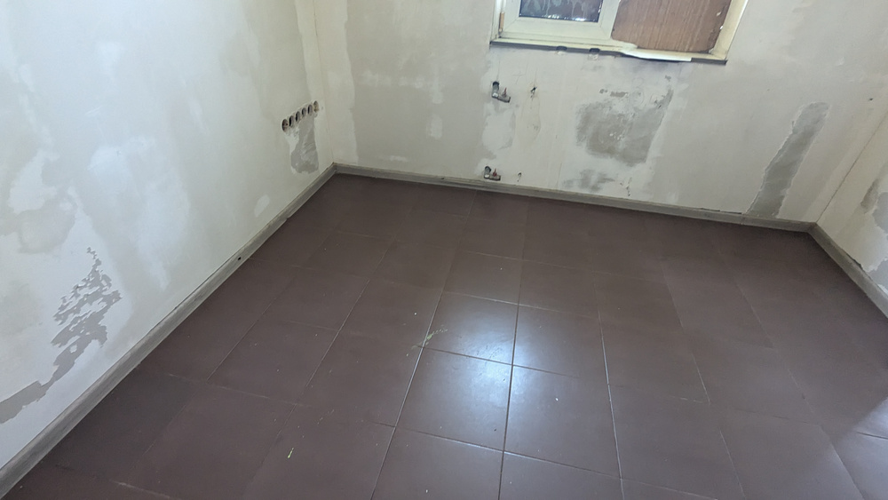 ФАСАД. ПРОДАЖ 2к квартири /масив Позняки, вул.Драгоманова,11 / ПОВЕРХ -1.